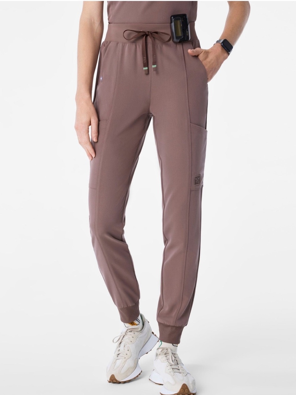 Star Wars Figs Scrub Pants✨
Smokey Taupe NWT - Picture 2 of 6